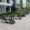 HOMESTAY COMFY CONDO with Waterpark, Pool, Playground & Gym