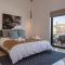 Vittoriosa Seafront 2 Bed Highly Furnished Apartment