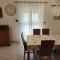Apartment Wine & Olive oil Mofardin