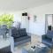 Lovely 2 BR Vacation Apt Kohili Beach - 3 Min Walk
