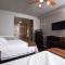 The Rialto Hotel