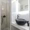 simos luxury apartments