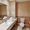 Brook Lodge Boutique Hotel