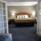University Inn & Suites
