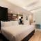 Luminor Hotel Purwokerto By WH - Пурвокерто