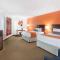 Howard Johnson by Wyndham Quincy/ Boston