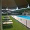 Hotel Piscina La Suite