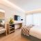 Acandia Hotel