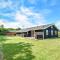 Beautiful Home In Juelsminde With Sauna