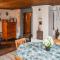 2 Bedroom Stunning Home In Ödeshög