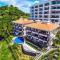 Dazzling ocean views from a bluff in Flamingo - magnificent inside and out
