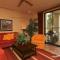 Luxe! Impressively designed 2nd-floor unit in Coco done in red and orange hues - Coco