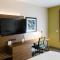 Holiday Inn Express & Suites Knoxville-Farragut, an IHG Hotel