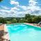 Beautiful holiday home with pool in Teillots - Teillots