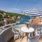 Apartments by the sea Stomorska, Solta - 8650