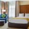 Comfort Inn & Suites Lakewood by JBLM - Лейквуд