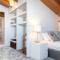 Villa Skyfall