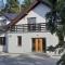 Aston -domek przy lesie, przestronny, apartamenty