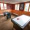 North House - Rocky Mountain Retreat- Enormous House Sleeps 23