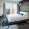 Novotel London Canary Wharf