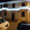 WHOLE HOLIDAY HOME APARTMENT FANTASTIC CIVITAVECCHIA da Pamino & Priscilla con due Camere letto