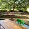 Holly Tree Cottage - 3 bedrooms and large garden with optional glamping double outside