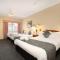 New England Motor Inn