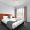 New England Motor Inn