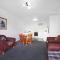 New England Motor Inn