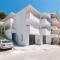 Apartman Mira- Omis
