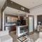 Soak up the Opulent Feel of a Lavish Monochrome Abode - Nashville