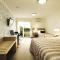 Loxton Community Hotel Motel