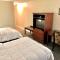 Bicentennial Inn Bicentennial Inn