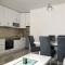 Apartman SIMS