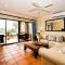 Spectacular - spacious unit in Flamingo in front of the beach - Playa Flamingo