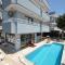 Defne & Zevkim Hotel