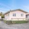 Fifteen B - National Park Holiday Home