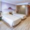Atour Hotel Yuyang West Road