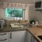 Woodland Cabin With private Wood-Fired Hot-Tub