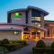 Holiday Inn Express Northampton - South, an IHG Hotel