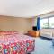 Super 8 by Wyndham Mahwah