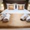 Hotel Antique - free private parking