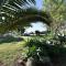 CASA BEACHCOMBER Le jardin des Arts