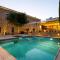 Mare Monte Luxury Suites