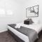 TWO TEN Sleeps 10! Luxury CBD Accommodation