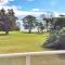 Castaways Beachfront house