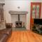Oak Tree Cottage