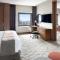 Holiday Inn & Suites - Dubai Festival City Mall, an IHG Hotel