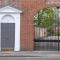 Brewsters by Spires Accommodation close to A38 and at the gate way to Derbyshire - Бертон-апон-Трент