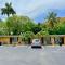 Glades Motel - Naples
